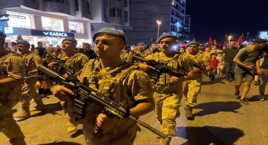 Niğde'de 30 Ağustos Zafer Bayramı'nda fener alayı düzenlendi