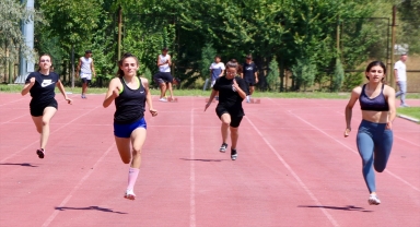 Pandemi dönemi tanıştığı pistlerde başarıdan başarıya koşuyor: 