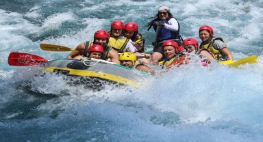Rafting tutkunlarının adresi Köprüçay bu yıl turist sayısında rekora gidiyor