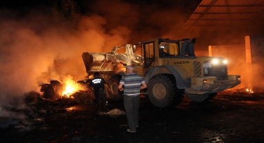 Sivas'ta çiftlikte çıkan yangın hasara yol açtı 