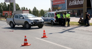 Sivas'ta pikabın çarptığı yaya öldü 