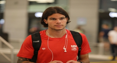 Sivasspor, Beşiktaş maçı için İstanbul'a gitti