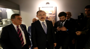 Ticaret Bakanı Muş, Ahi Evran Esnaf ve Sanatkarlar Müzesi'ni gezdi