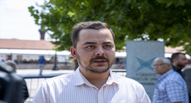 TÜGVA, İsrail'in Gazze'ye saldırılarında şehit olan Filistinliler için aşure ikram etti