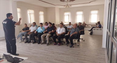 Yalıhüyük'te sağlık personeline yangın eğitimi verildi