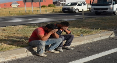 Aksaray'da tıra çarpan otomobildeki 2 kişi öldü