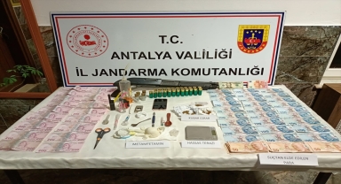 Antalya'da uyuşturucu operasyonunda 2 şüpheli yakalandı