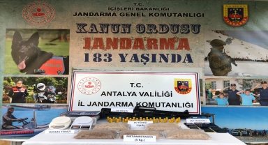 Antalya'da uyuşturucu operasyonunda 5 şüpheli yakalandı