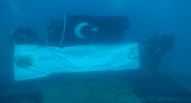 Antalya İl Jandarma Komutanlığı su altı arama kurtarma timi çalışmalarını sürdürüyor
