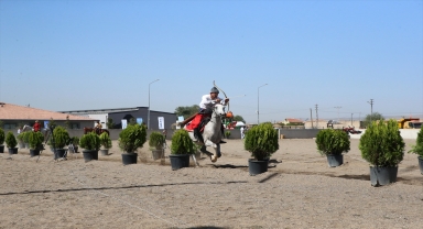 Atlı Okçuluk Türkiye Şampiyonası final yarışları, Kayseri'de başladı