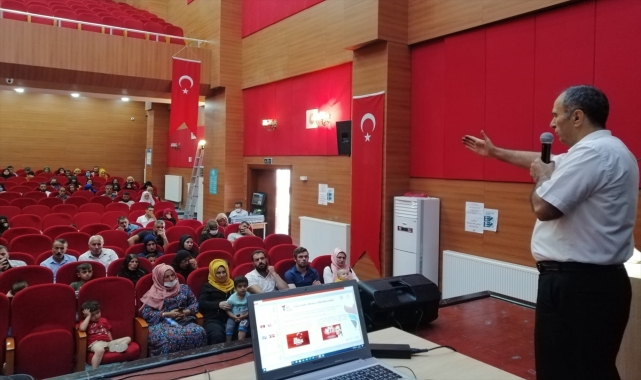 Beypazarı'nda yabancılara yönelik uyum programları eğitimi sürüyor
