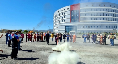 Beyşehir'de afet farkındalık eğitimi ve deprem tatbikatı