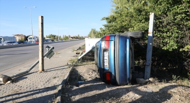 Çubuk'ta trafik kazasında 2 kişi yaralandı
