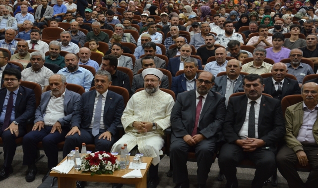 Diyanet İşleri Başkanı Erbaş, Karaman'da hafızlık icazet törenine katıldı