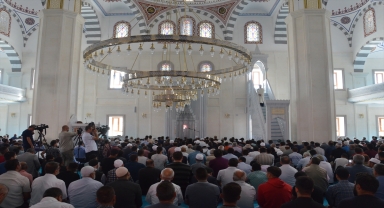 Diyanet İşleri Başkanı Erbaş, Karaman'da ziyaretlerde bulundu: