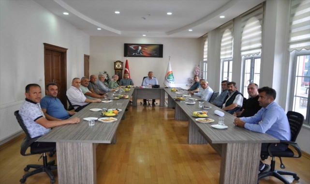 Ermenek Belediye Başkanı Zorlu mahalle muhtarlarla bir araya geldi