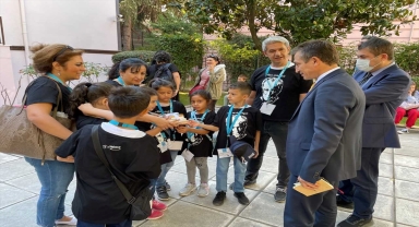 Eskişehirli öğrencilerden Atatürk evine ve Selanik Başkonsolosluğuna ziyaret