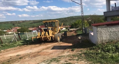 Eymir beldesinde yol yapım çalışmaları sürüyor