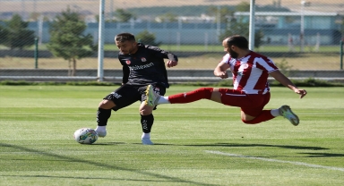 Futbol: Hazırlık maçı 