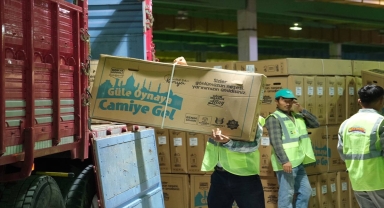 Güle Oynaya Camiye Gel Projesi'nde bisikletler dağıtılıyor