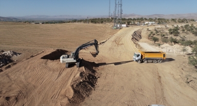 Ilgın Belediye Başkanı Ertaş, Ilgın Millet Bahçesi'nde incelemelerde bulundu