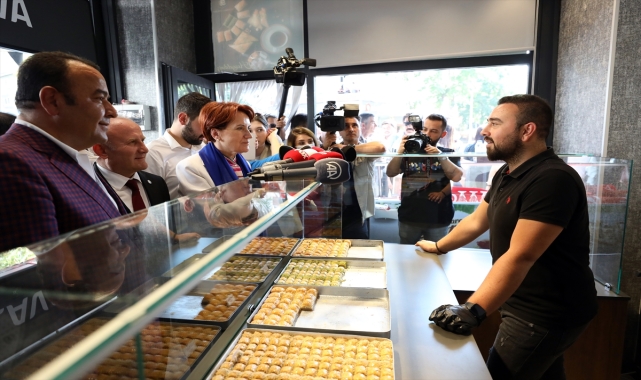 İYİ Parti Genel Başkanı Akşener'den Pursaklar ve Keçiören'de esnaf ziyareti: