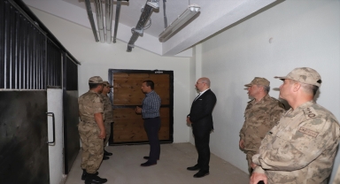 Jandarma Genel Komutanlığı heyeti NEVÜ AT-BİN Merkezi'ni inceledi