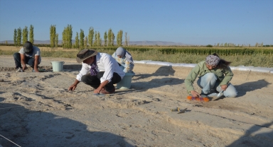 Karaman Canhasan Höyükleri'nde 50 yıl aranın ardından tekrar kazı çalışmaları başladı