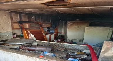 Karaman'da çıkan ev yangını hasara neden oldu