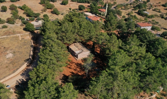 Kaş'ta 30 yıldır kullanılmayan okul binası yeniden hayat buluyor