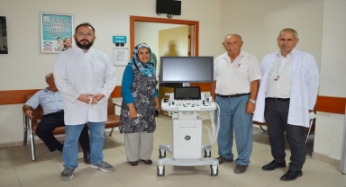 Kırşehir'de gurbetçi hayırsever çift hastaneye cihaz bağışladı