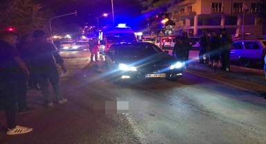 Otomobilin çarptığı kadın öldü