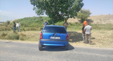 Konya'da direksiyon başında rahatsızlanan sürücü kaza yaptı