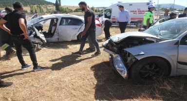 Konya'da trafik kazasında 3 kişi yaralandı