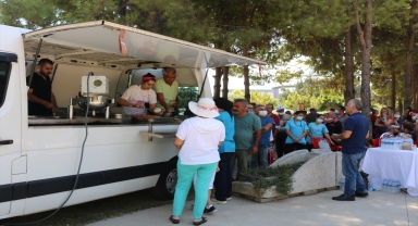 Organ ve doku naklinin öncülerinden Prof. Dr. Tuncer Karpuzoğlu anıldı