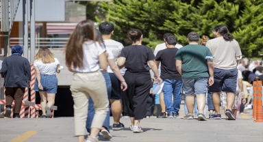 TUS ve STS-Tıp Doktorluğu sınavları yapıldı