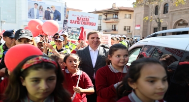 Vali Aydoğdu yaya geçidini 