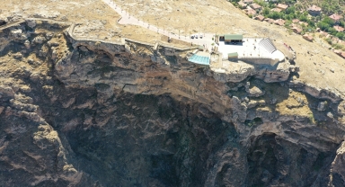 200 metre yükseklikteki cam seyir terasını 20 bin kişi ziyaret etti