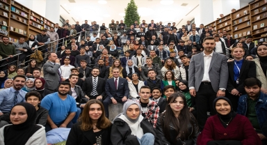 AK Parti Sözcüsü Çelik, gençlerle buluştu: