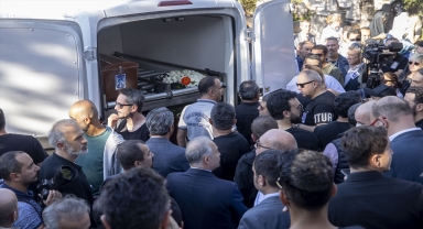 Ankara'da öldürülen müzisyen Onur Şener son yolculuğuna uğurlandı