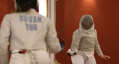 Antalya'da Büyükler Kılıç Uluslararası Eskrim Açık Turnuvası düzenlendi