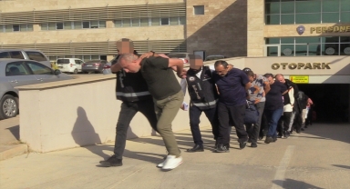 Antalya'da suç örgütü operasyonunda 44 şüpheli gözaltına alındı