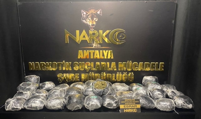Antalya'da uyuşturucu operasyonunda bir kişi yakalandı