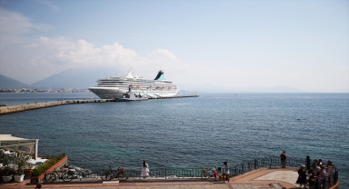 Bahama bayraklı kruvaziyer 