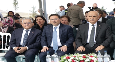 Bakan Kirişci, Kayseri'de Cemevleri Temel Atma ve Toplu Açılış Töreni'nde konuştu: