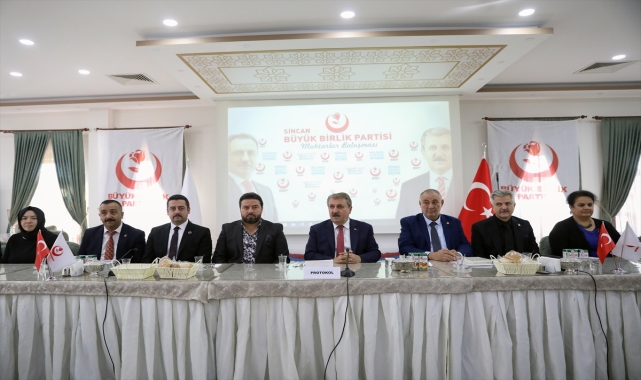 BBP Genel Başkanı Destici Sincan'da mahalle muhtarlarıyla buluştu:
