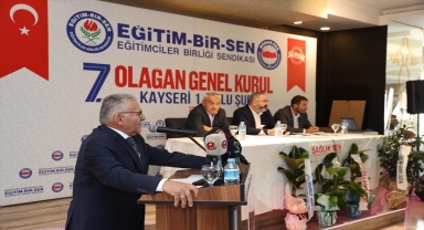 Büyükkılıç, sendikaların genel kurullarına katıldı