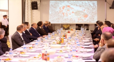 Çeşitli kurum ve kuruluşlarda görev yapan Niğdeliler bir araya geldi