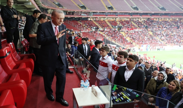 Cumhurbaşkanı Erdoğan, Türkiye-Angola maçını izledi