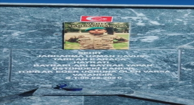 Eskişehir'de şehit anısına yaptırılan çeşmedeki bayrağa zarar verilmesiyle ilgili soruşturma başlatıldı